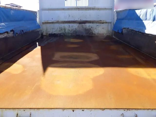 いすゞフォワードダンプ中型（4t）[写真10]