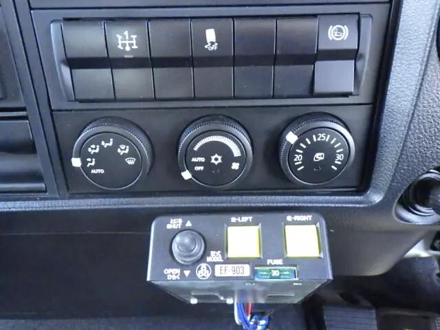 三菱ふそうファイター深ダンプ（土砂禁ダンプ）増トン（6t・8t）[写真38]