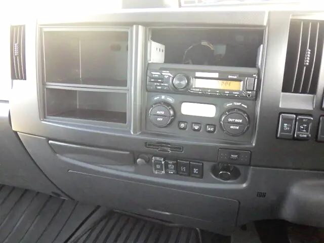 いすゞフォワードアルミブロック中型（4t）[写真14]