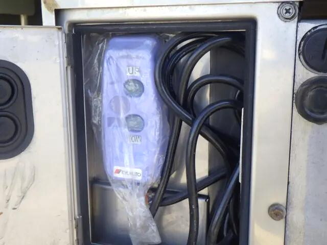 いすゞフォワードアルミブロック中型（4t）[写真30]