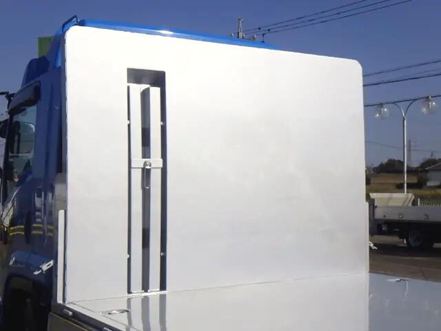 いすゞフォワードアルミブロック中型（4t）[写真32]