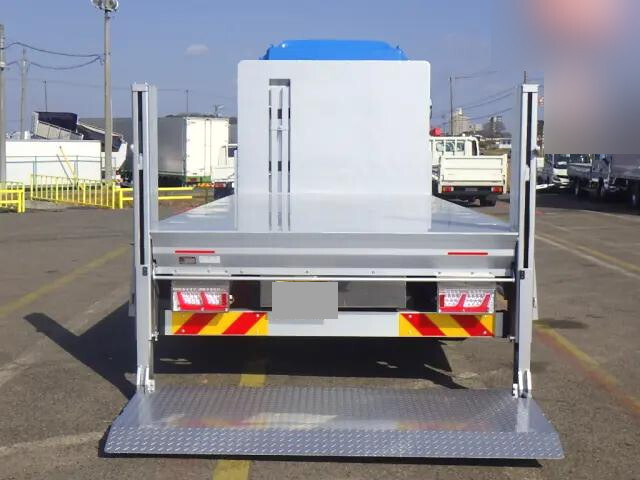 いすゞフォワードアルミブロック中型（4t）[写真07]