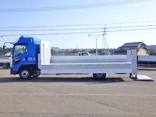 いすゞフォワードアルミブロック中型（4t）[写真08]