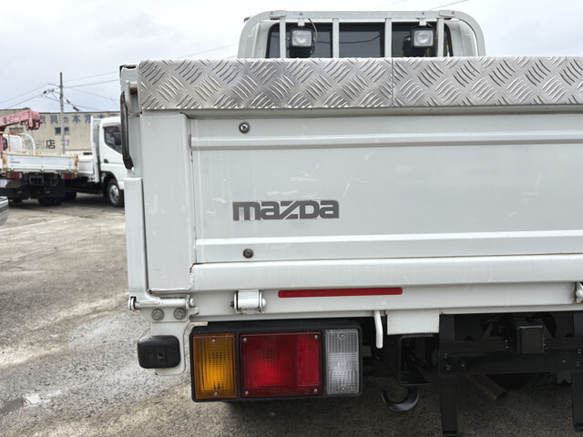 マツダタイタンダブルキャブ（Wキャブ）小型（2t・3t）[写真12]