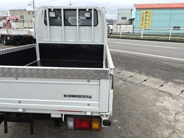 マツダタイタンダブルキャブ（Wキャブ）小型（2t・3t）[写真15]