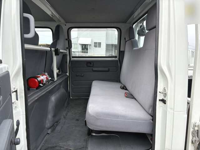 マツダタイタンダブルキャブ（Wキャブ）小型（2t・3t）[写真09]