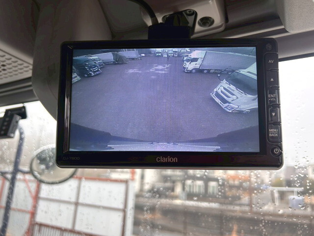 いすゞギガアルミウイング大型（10t）[写真25]