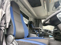 いすゞギガアルミウイング大型（10t）[写真37]