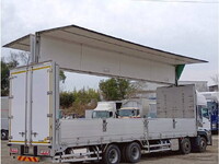 UDトラックスクオンアルミウイング大型（10t）[写真02]