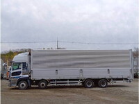 UDトラックスクオンアルミウイング大型（10t）[写真04]