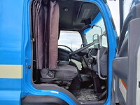 いすゞフォワードアルミウイング増トン（6t・8t）[写真14]