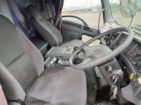 いすゞフォワードアルミウイング増トン（6t・8t）[写真15]