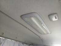 いすゞフォワードアルミウイング増トン（6t・8t）[写真24]