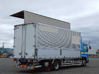 いすゞフォワードアルミウイング増トン（6t・8t）[写真02]