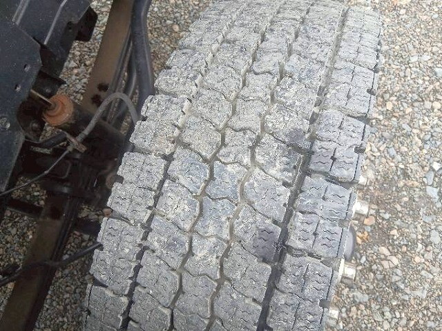 いすゞフォワードアルミウイング増トン（6t・8t）[写真37]