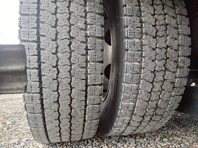 いすゞフォワードアルミウイング増トン（6t・8t）[写真38]