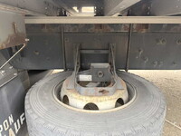 三菱ふそうスーパーグレートアルミウイング大型（10t）[写真16]