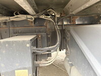 三菱ふそうスーパーグレートアルミウイング大型（10t）[写真20]