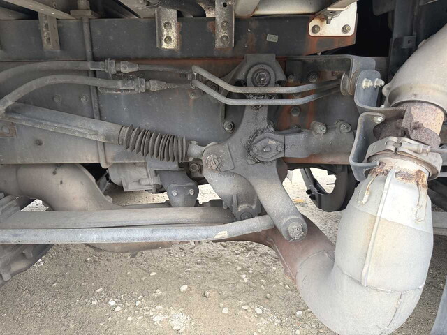 三菱ふそうスーパーグレートアルミウイング大型（10t）[写真22]