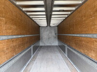 三菱ふそうスーパーグレートアルミウイング大型（10t）[写真26]