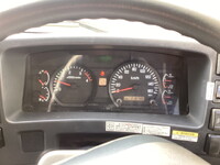 いすゞフォワードアルミウイング中型（4t）[写真11]