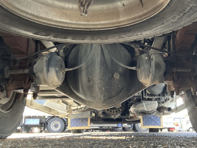 UDトラックスコンドルクレーン4段増トン（6t・8t）[写真26]