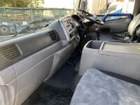 UDトラックスコンドルクレーン4段増トン（6t・8t）[写真33]