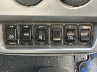 UDトラックスコンドルクレーン4段増トン（6t・8t）[写真39]