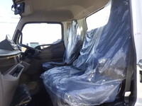 三菱ふそうキャンターアルミブロック小型（2t・3t）[写真12]