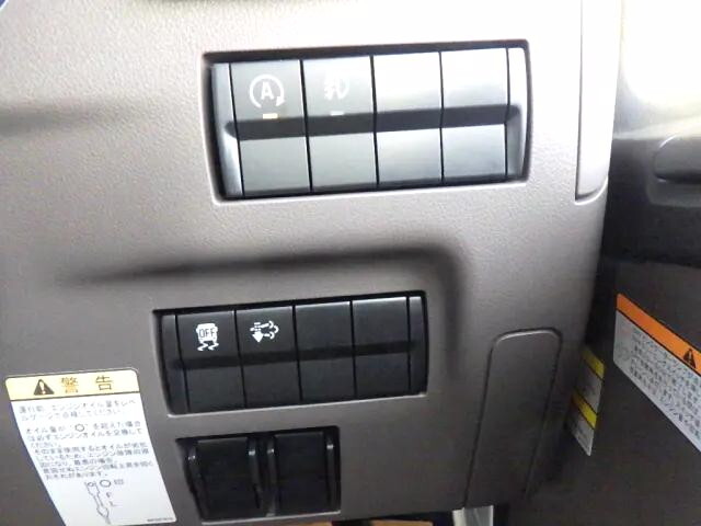 三菱ふそうキャンターアルミブロック小型（2t・3t）[写真16]