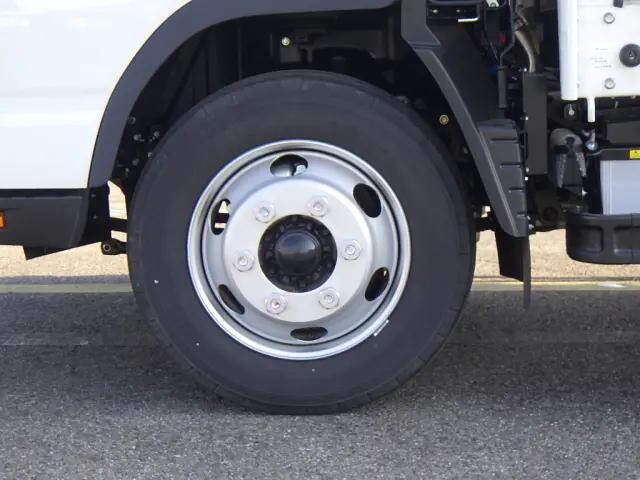 三菱ふそうキャンターアルミブロック小型（2t・3t）[写真18]