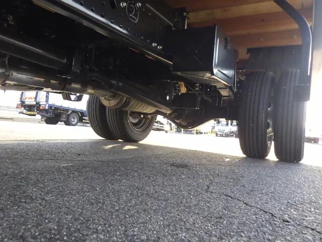 三菱ふそうキャンターアルミブロック小型（2t・3t）[写真20]