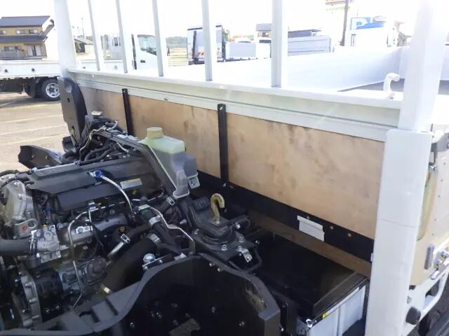 三菱ふそうキャンターアルミブロック小型（2t・3t）[写真24]