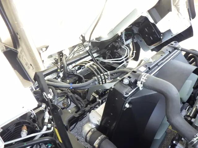 三菱ふそうキャンターアルミブロック小型（2t・3t）[写真28]