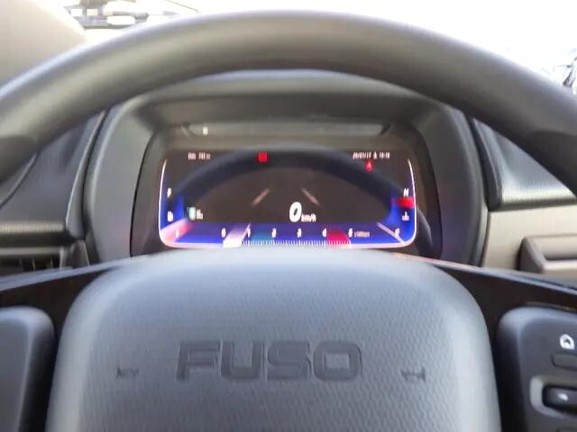 三菱ふそうキャンターアルミブロック小型（2t・3t）[写真37]