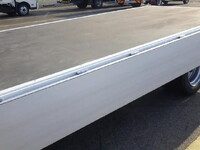 三菱ふそうキャンターアルミブロック小型（2t・3t）[写真08]