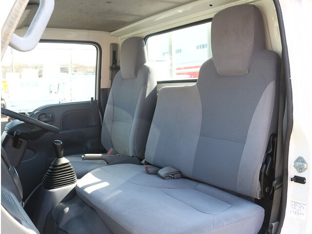 いすゞエルフ平ボディ小型（2t・3t）[写真18]