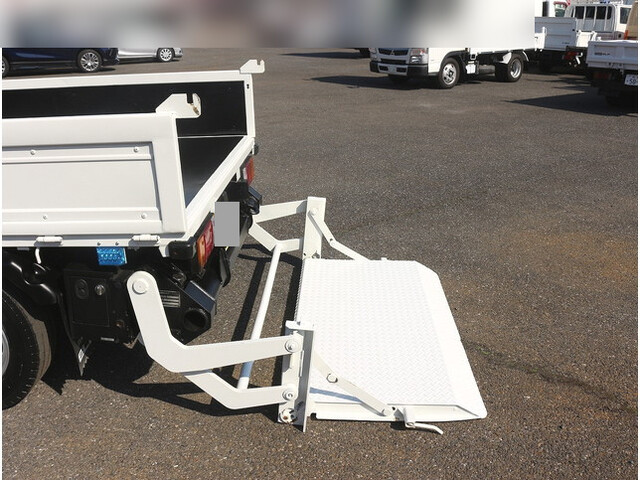 いすゞエルフ平ボディ小型（2t・3t）[写真08]