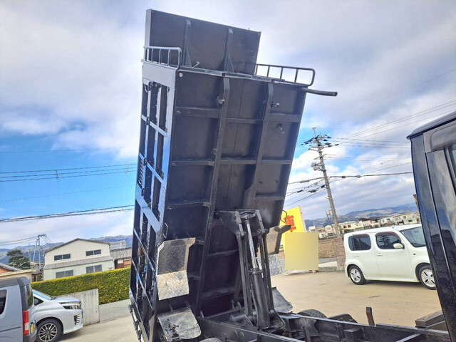 いすゞエルフ深ダンプ（土砂禁ダンプ）小型（2t・3t）[写真25]