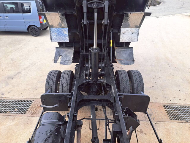 いすゞエルフ深ダンプ（土砂禁ダンプ）小型（2t・3t）[写真29]