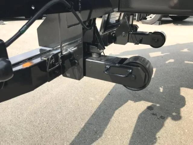 いすゞフォワードコンテナ専用車中型（4t）[写真32]