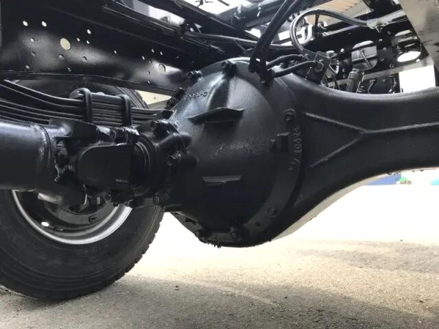 いすゞフォワードコンテナ専用車中型（4t）[写真35]