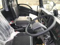 いすゞフォワードコンテナ専用車中型（4t）[写真09]