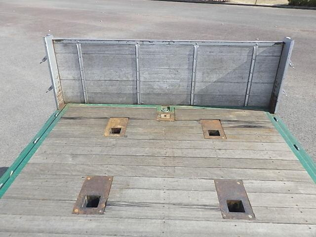 日野プロフィアアルミブロック大型（10t）[写真11]