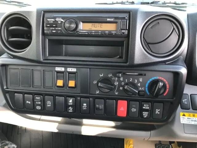 トヨタダイナコンテナ専用車小型（2t・3t）[写真07]