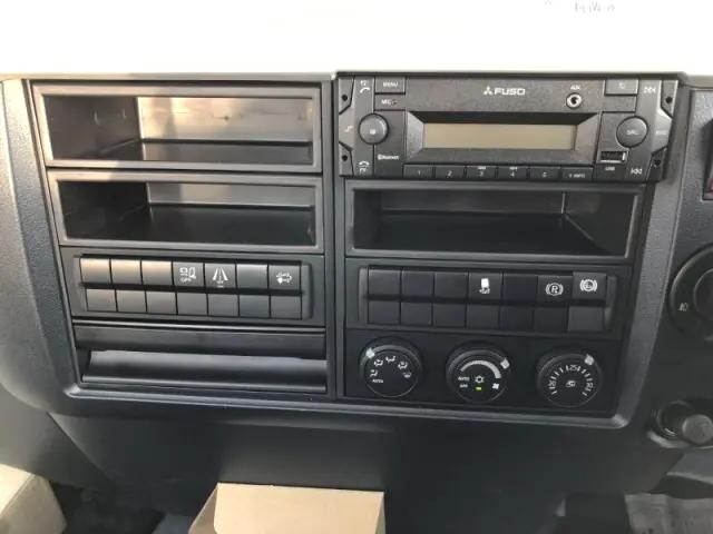 三菱ふそうファイターミキサー車（コンクリートミキサー）中型（4t）[写真10]