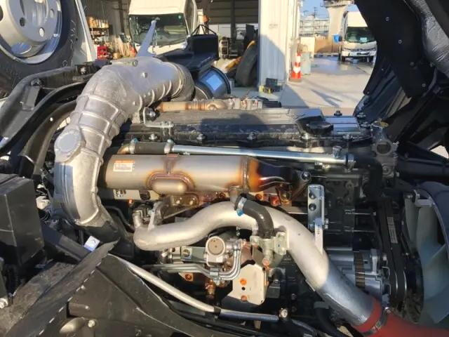 三菱ふそうファイターミキサー車（コンクリートミキサー）中型（4t）[写真15]