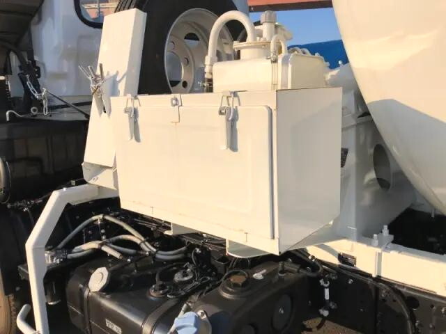 三菱ふそうファイターミキサー車（コンクリートミキサー）中型（4t）[写真23]