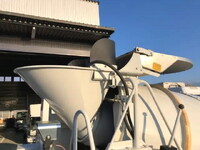 三菱ふそうファイターミキサー車（コンクリートミキサー）中型（4t）[写真30]