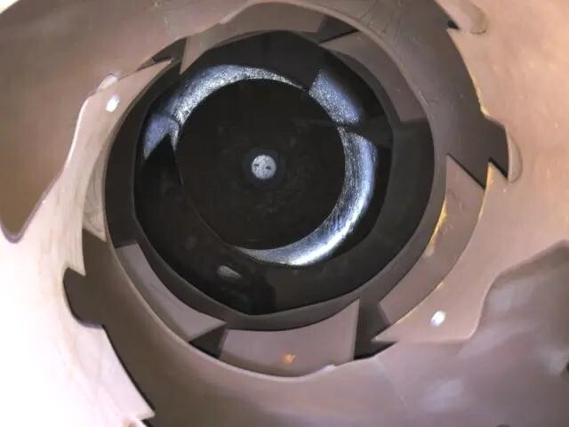 三菱ふそうファイターミキサー車（コンクリートミキサー）中型（4t）[写真32]